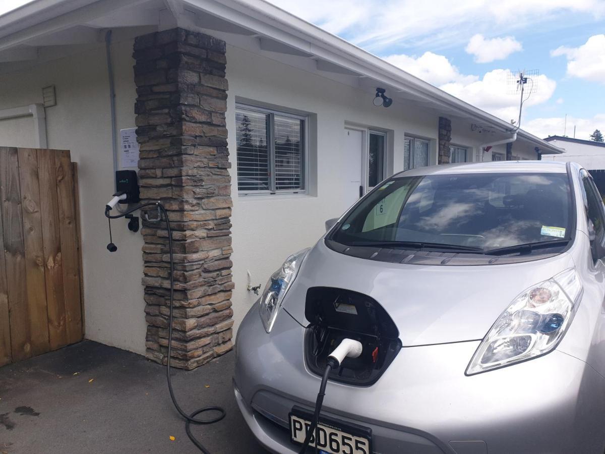 Rose Apartments Unit 1 Central Rotorua-Accommodation&Spa Экстерьер фото